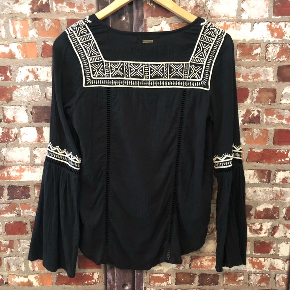 Billabong Boho Hippie Blouse w/ Bell Sleeves - Picture 2 of 8